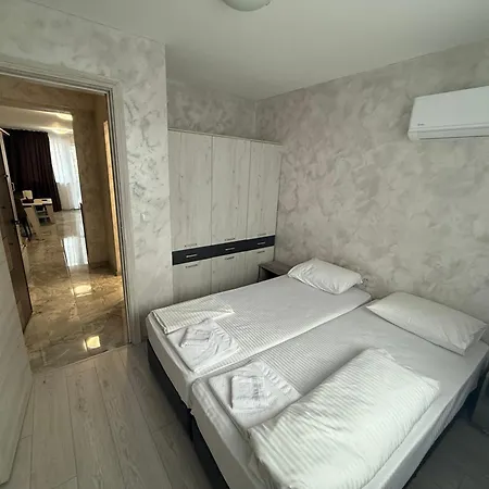 - мезонет с три спални