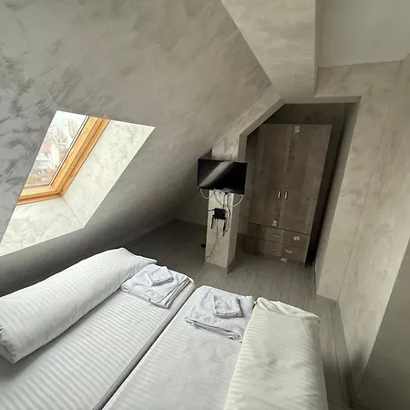 - мезонет с три спални Apartmán Yambol