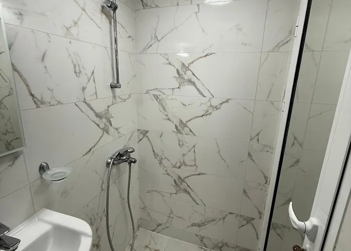 - мезонет с три спални *